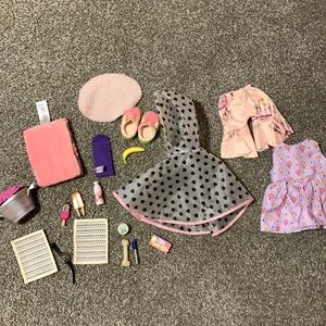 American girl clothes/accessories